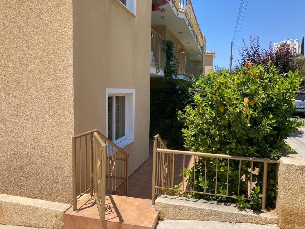 Sirena Olympia Apartment 40 Paphos Eksteriør bilde