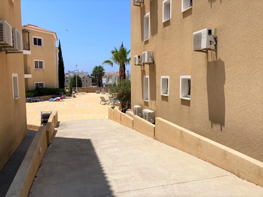 Sirena Olympia Apartment 40 Paphos Eksteriør bilde